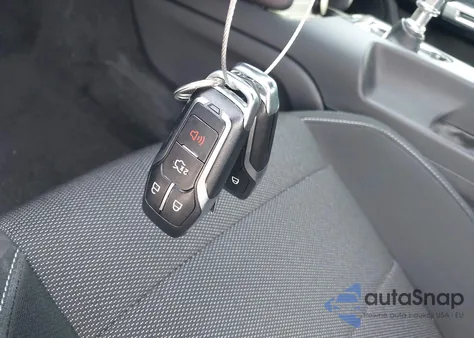 2017 Ford Mustang V6 z USA, uszkodzony, nr VIN 1FA6P8AM1H5226834